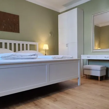 Sabines Apartments Ferienwohnungen Frauenkirchen Exteriér fotografie