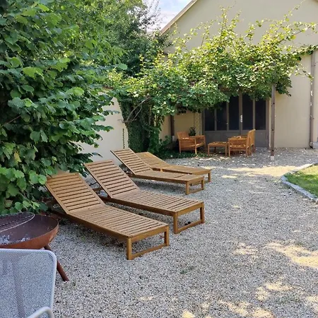 Sabines Apartments Ferienwohnungen Frauenkirchen Exteriér fotografie