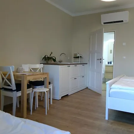Sabines Apartments Ferienwohnungen Frauenkirchen Exteriér fotografie
