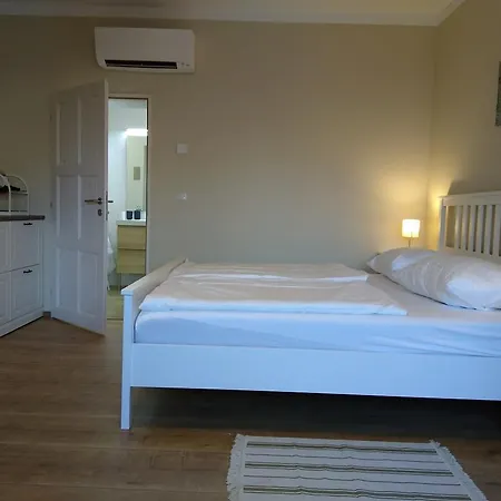 Sabines Apartments Ferienwohnungen Frauenkirchen Exteriér fotografie